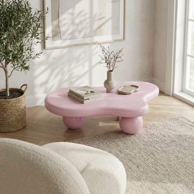 Table basse en forme de nuage avec pieds sphériques pour le salon