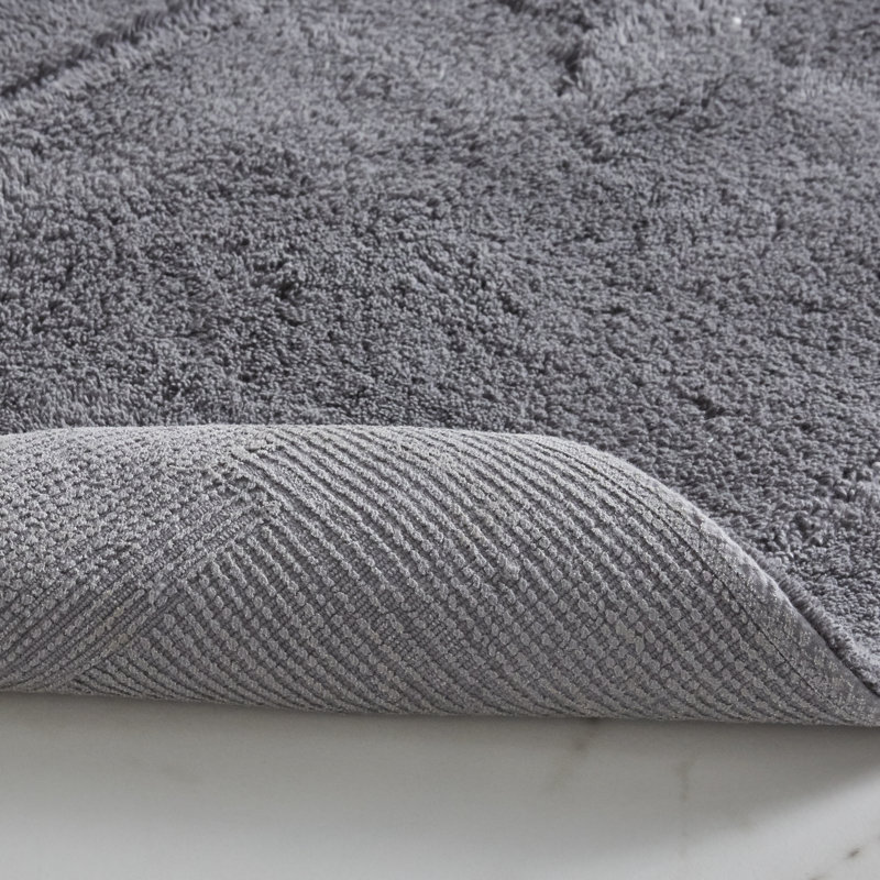Aniek Bath Rug, 1'9 x 5'