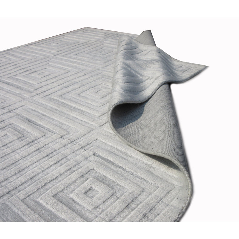 Tapis ivoire en soie fait à la main, Rectangle 5 pi 6 po x 8 pi 7 po