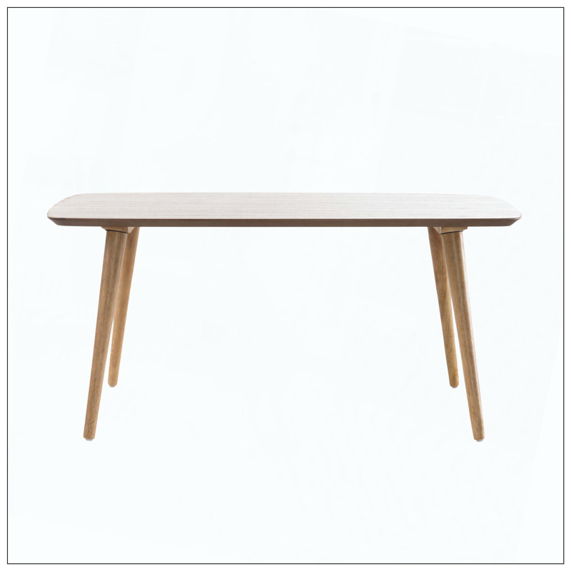La table basse de style Mid-Century est l'ajout parfait aux espaces de la maison