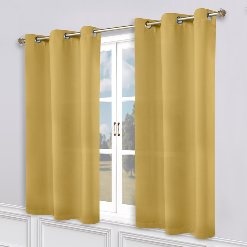 Paire de rideaux obscurcissant avec œillets Millendon, L 52 po x L 63 po, Jaune et moutarde