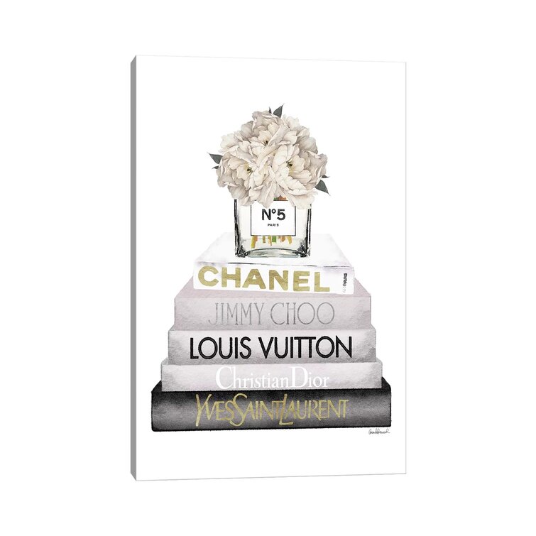 The cutest stack, little book of Louis Vuitton!