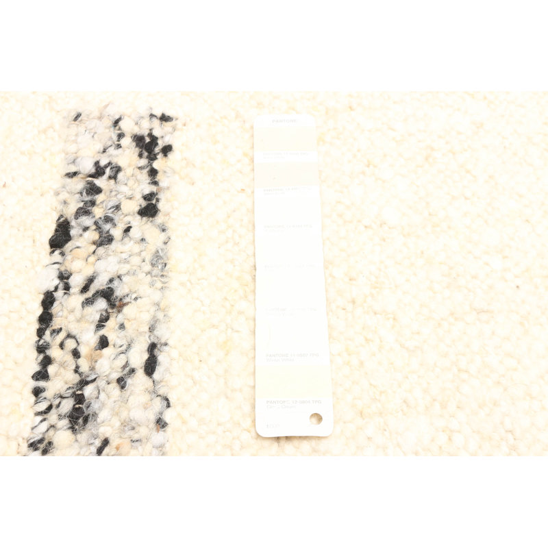 Tapis noir Sienna 5 pi 7 po x 7 pi 2 po