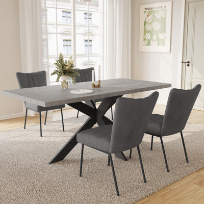 4 - Person Extendable Dining Set