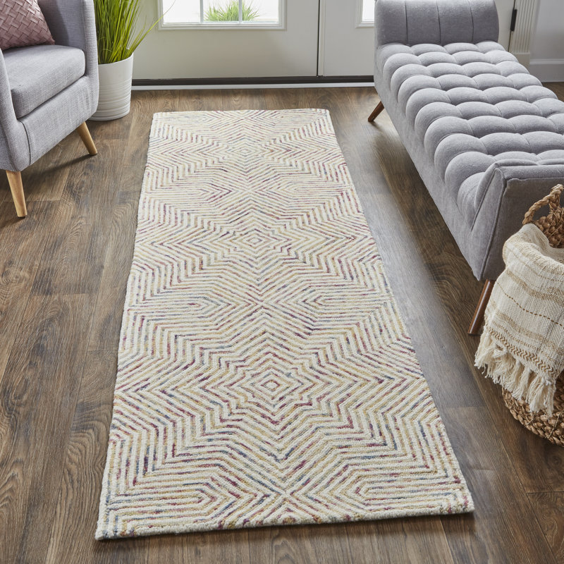 Rayna Geometric Indoor Rug, Runner 2'6" x 8'