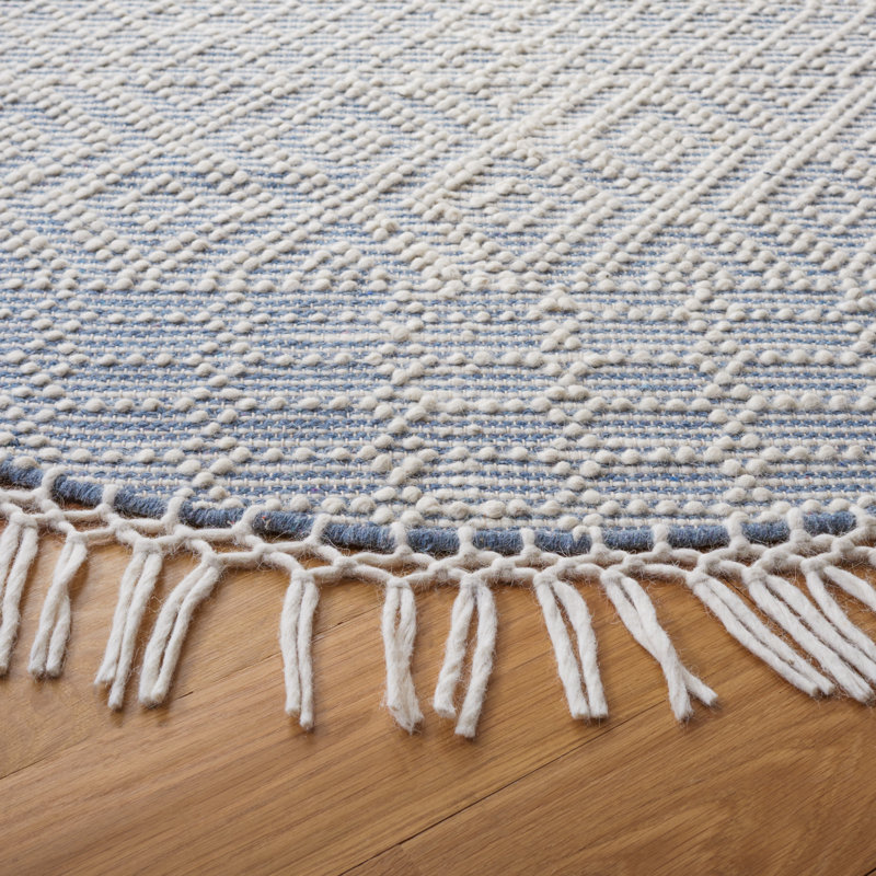 Cleveland Hand Loomed Wool Southwestern Rug, Round 6'