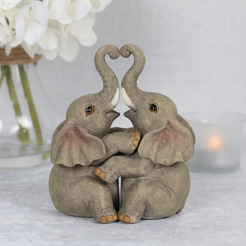 Ceresco Figurines & Sculptures