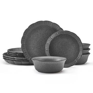 Pfaltzgraff Bryson 16 Piece Dinnerware Set, Service for 4, Black