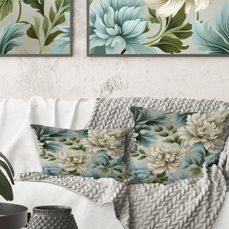 Petal Symphony Green Damask Harmony - Coussin décoratif imprimé damassé, H 16 po x l 16 po