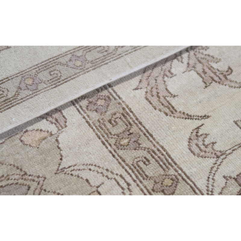 Hand-Knotted High-Quality Beige Area Rug