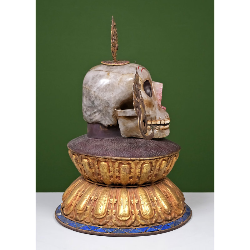 Figurines & Sculptures