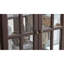 Vitrine Curio, vitrine antique avec portes en verre et tablettes réglables pour objets de collection.-206140233
