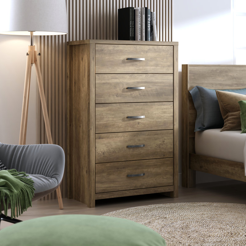 Aimaan 5 Drawer 29.6"W Dresser, Knotty Oak