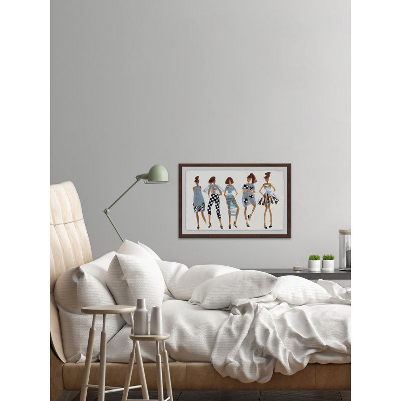 «What in» par Julia Posokhova - reproduction d'art encadrée, H 12 po x l 18 po x P 1,5 po, Papier avec cadre brun