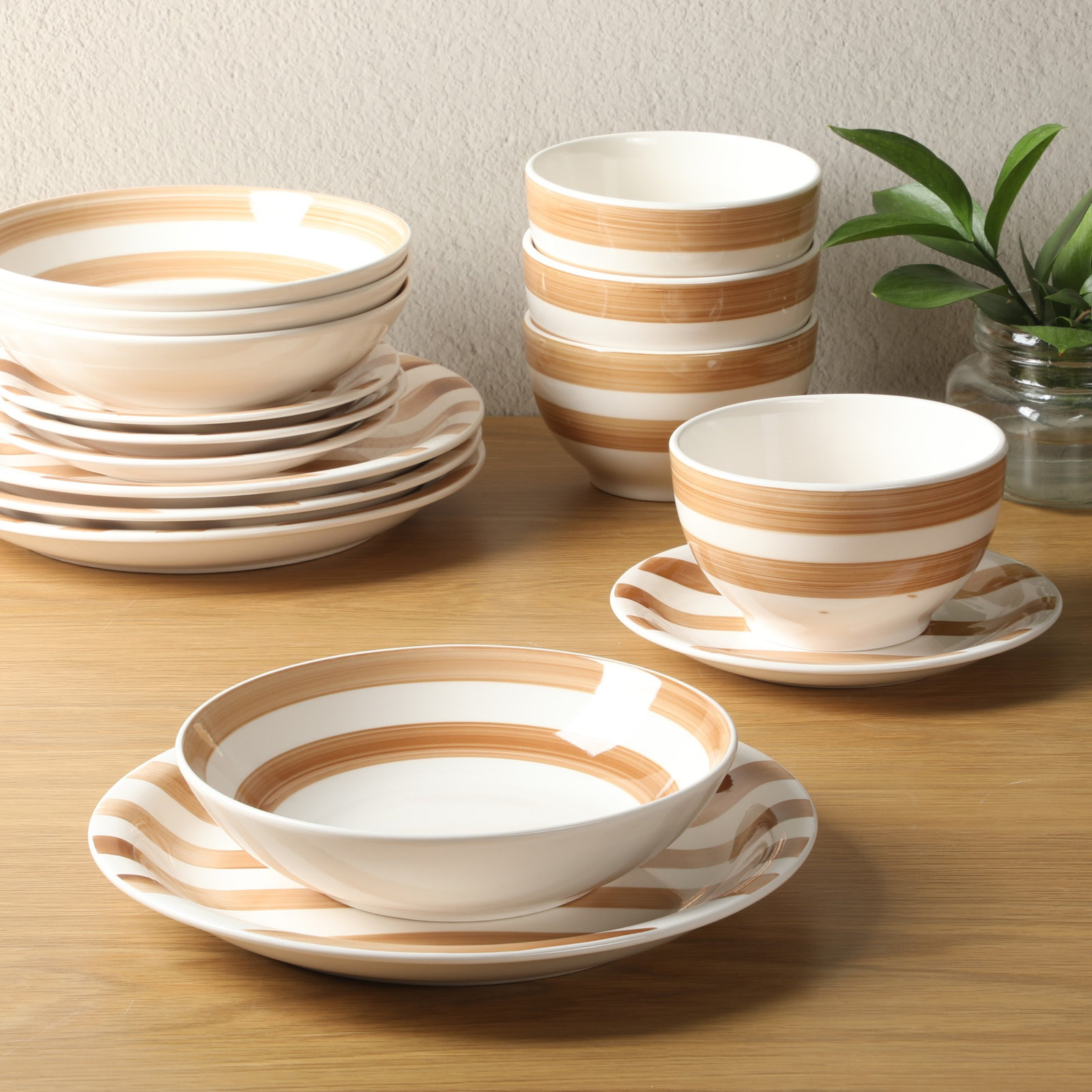 Kenwood Shores Stoneware Dinnerware Set - Service for 4, Brown