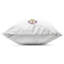 Coussin d'extérieur imprimé Clam Shells & Botanicals, par Beth Adoette
