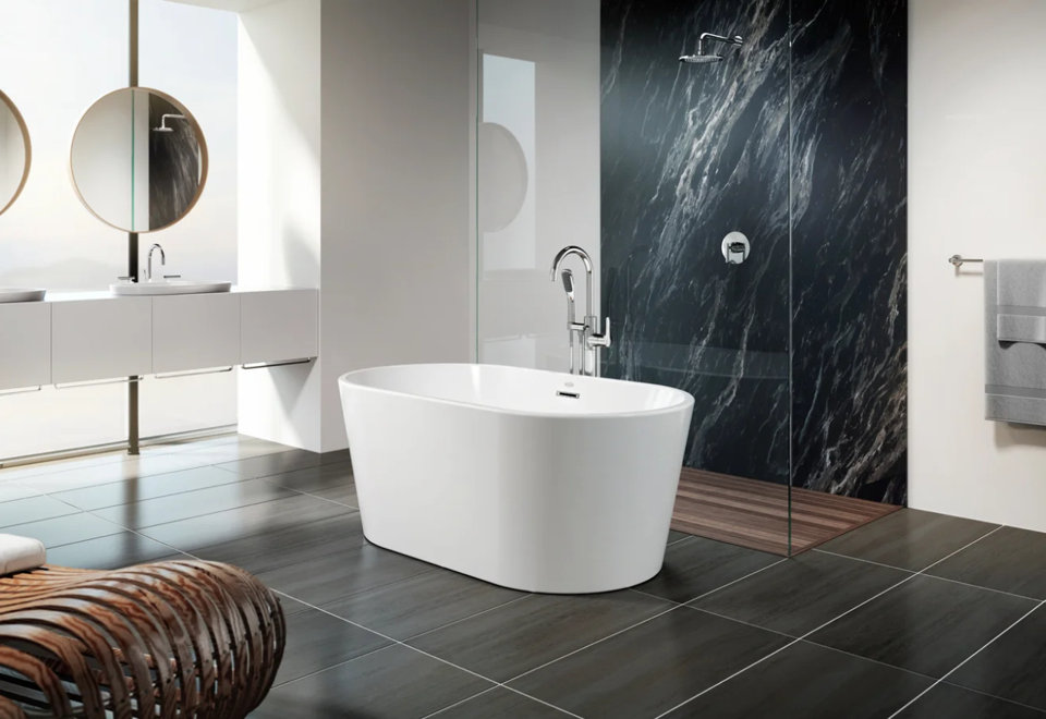 Tubs And Whirlpools