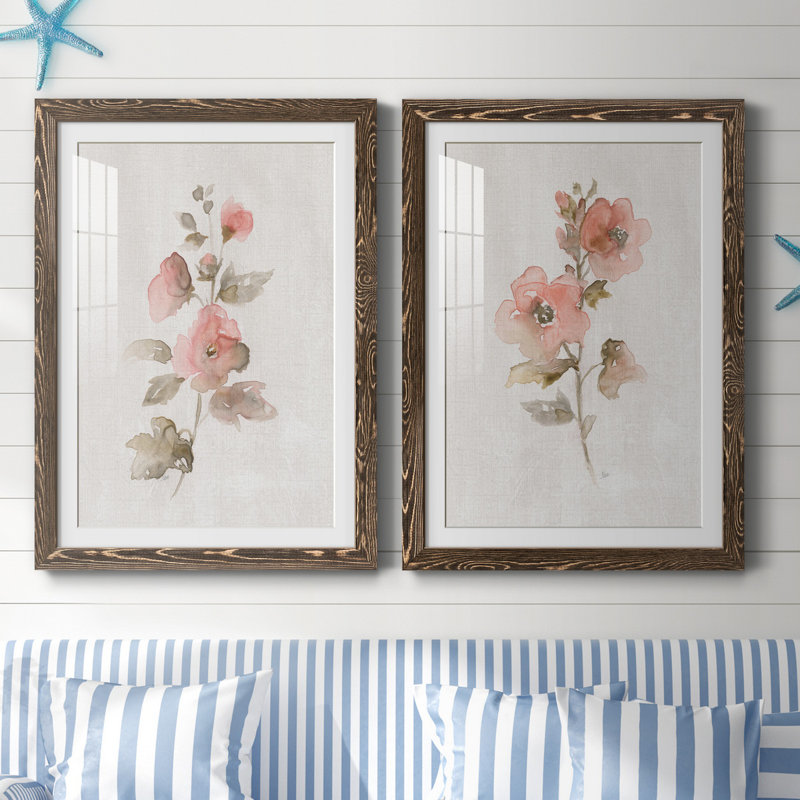 «Blush Sweetly I», ensemble de 2 reproductions d'art, Papier, cadre noyer, H 20 po x l 17 po x P 1 po