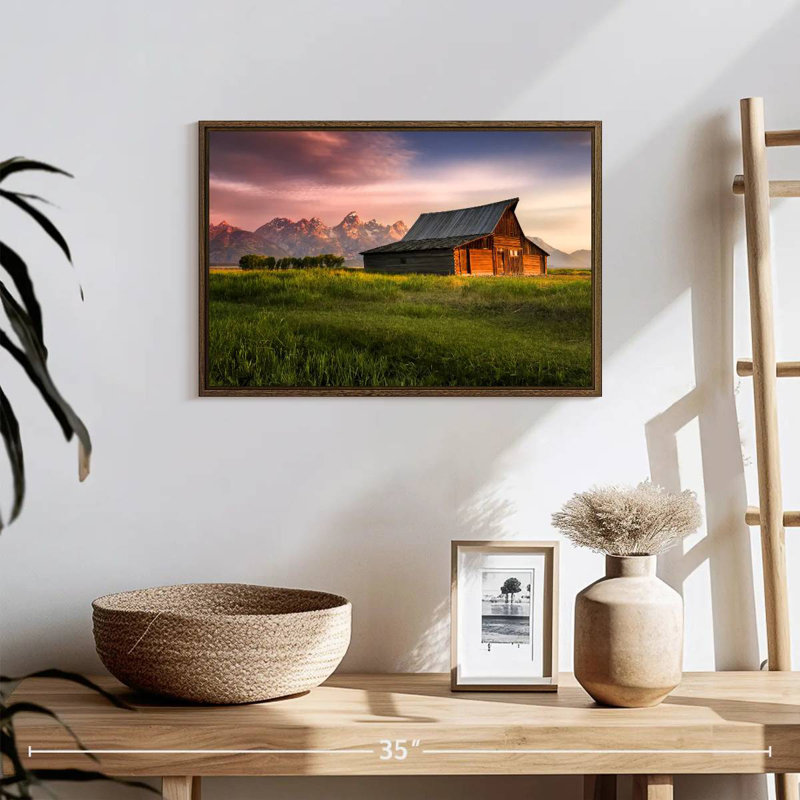 Thomas Moulton Barn, 19 po x 13 po, Cadre flottant en noyer