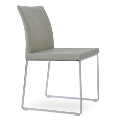 Chaise de salle à manger Zeyno