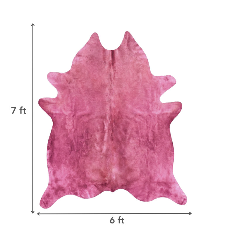 Tapis rose en peau de vache fait à la main DeMontfort