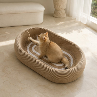Lit de repos ovale en sisal avec bordure surélevée, texture tissée naturelle et jouet suspendu interactif pour chats d'intérieur