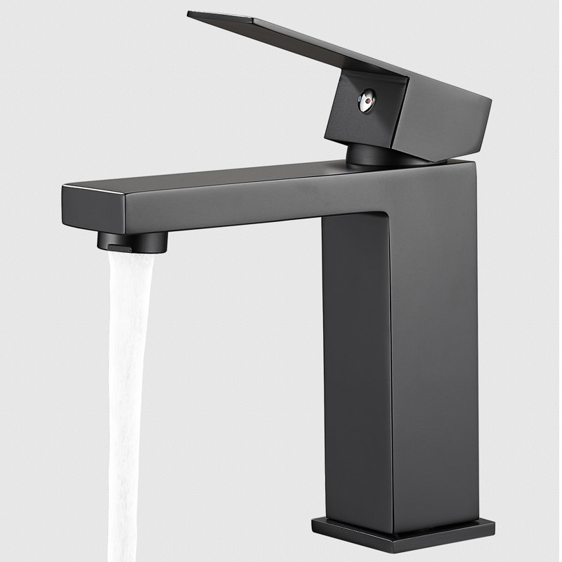Single-Hole Single-handle Bathroom Faucet, Black