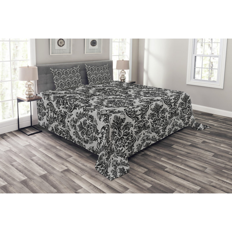 Adker Black/White Microfibre Bedspread Set, 220 x 264 cm
