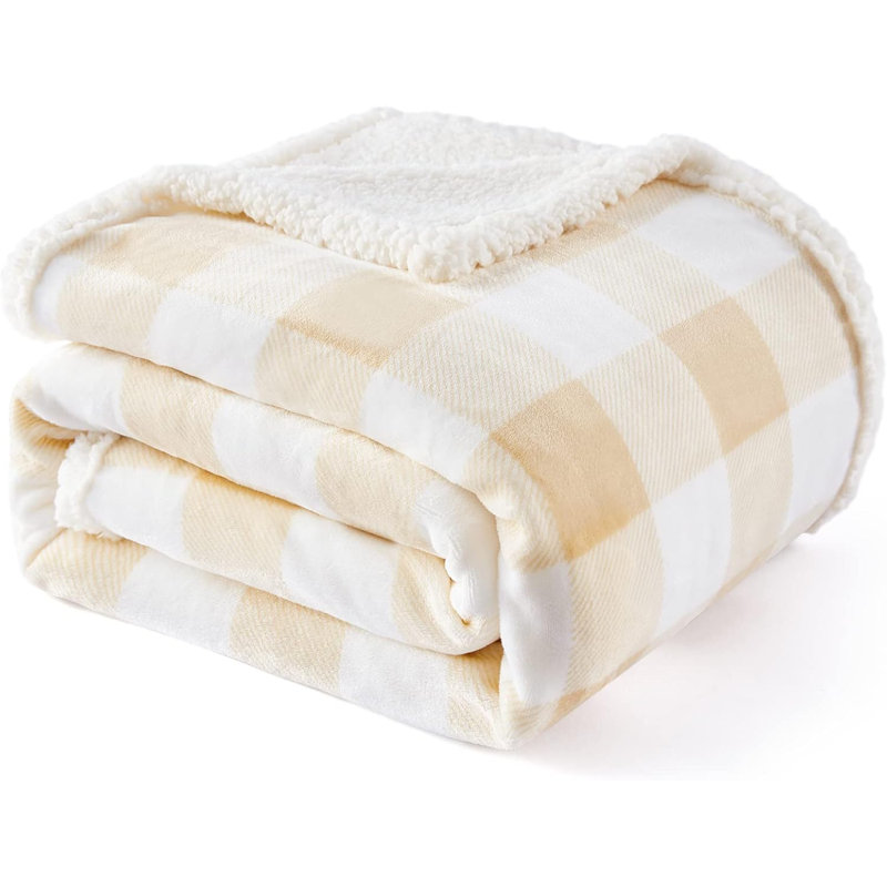 Jeté de lit Sherpa Buffalo Plaid, Beige, L 70 po x l 60 po