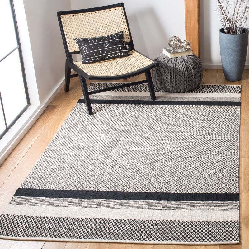 Amoy Geometric Handmade Flatweave Cotton Black/Ivory Area Rug, Rectangle 8' x 10'