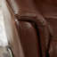 Fauteuil inclinable manuel pivotant à 33 ° en cuir véritable de 33 po de largeur avec dossier à oreilles et accoudoirs évasés