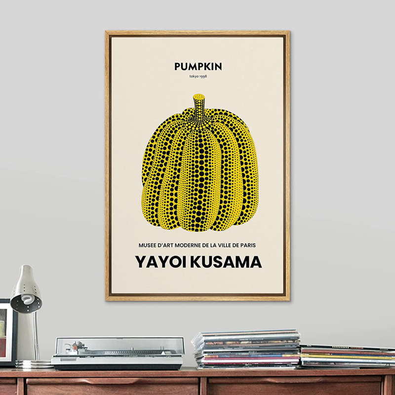 «Japanese Pumpkin» par Yayoi Kusama - Impression sur toile, H 36 po x l 24 po x P 1,5 po, Encadré naturel