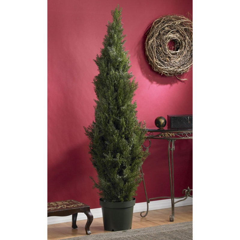 Cèdre artificiel en pot, H 72 po x l 26 po x P 26 po