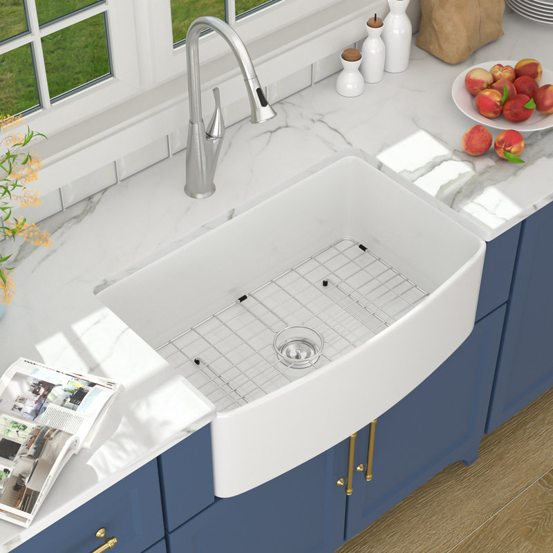 30" L x 19" W White Ceramic Farmhouse/Apron Kitchen Sink Single Bowl Apron Front Sink