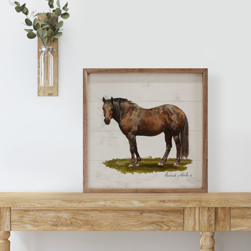 Cheval sur l'herbe par Bonnie Mohr, H 4 po x l 4 po x P 1 po