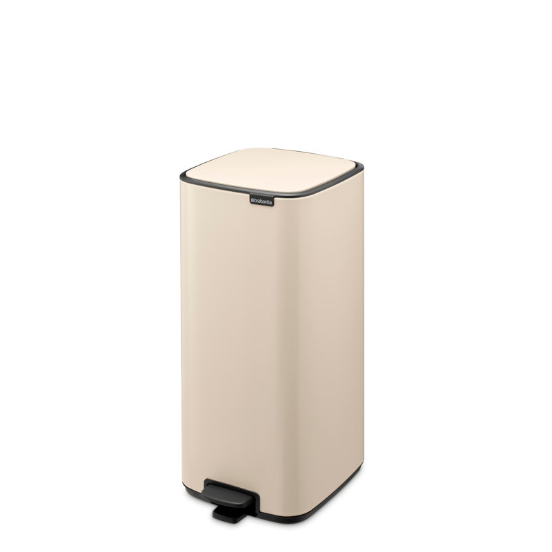 Poubelle à pédale Bo, 8 gallons (30 litres), Beige doux