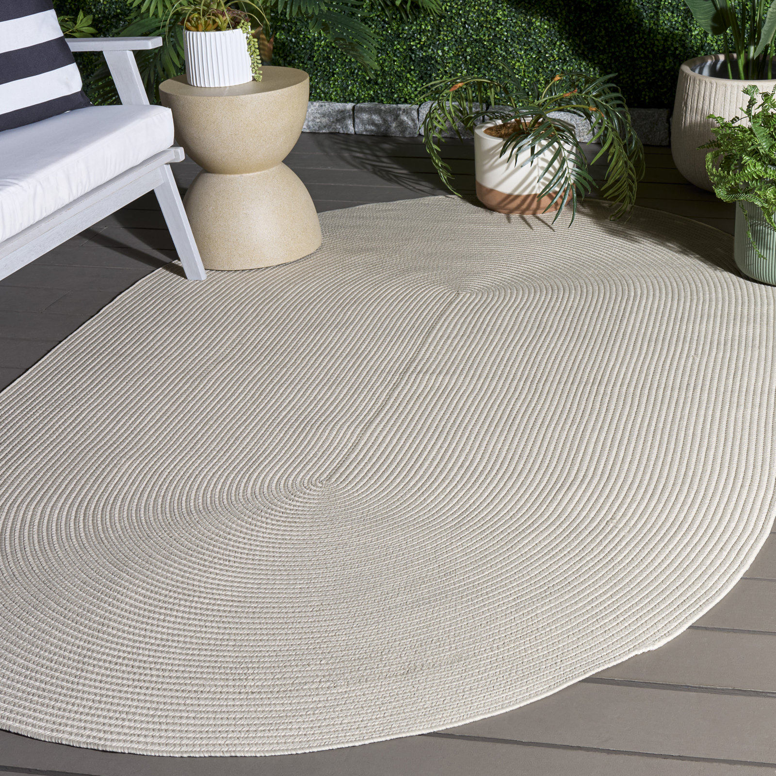 Machine Washable Hand-Woven Braided Rug, 6'-0" x 8'-0" Oval