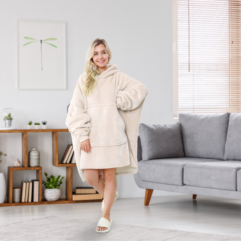 Avlona Hand Woven Throw Blanket, Cream