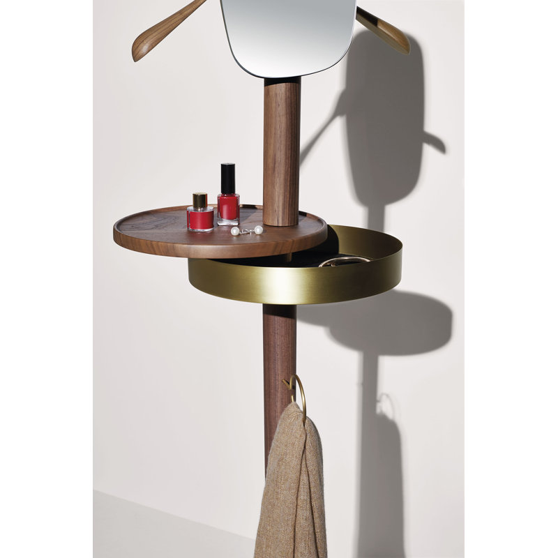 Glan Valet Stand, Nogal Walnut