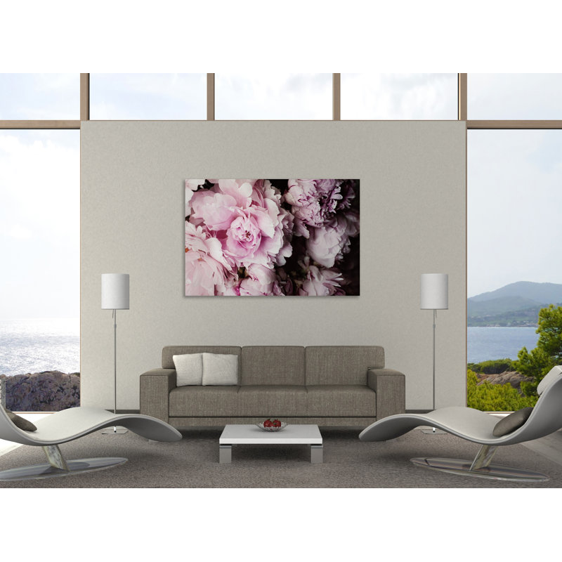 "Pe pivoines Galore I", toile tendue par Elizabeth Urquhart, H 32 po x l 48 po x P 1,5 po