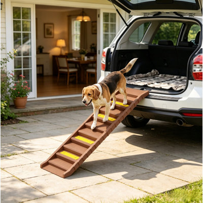 Rampe d'escalier brune pliable pour chien