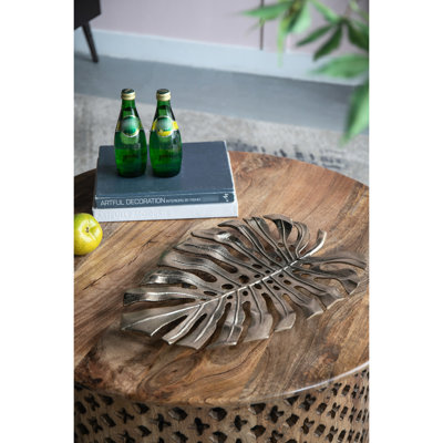 Appealing Gold Leaf Wall Adornment, 18.9X13.4X1.4", Crafted With Aluminum Contemporary Decor, Made From