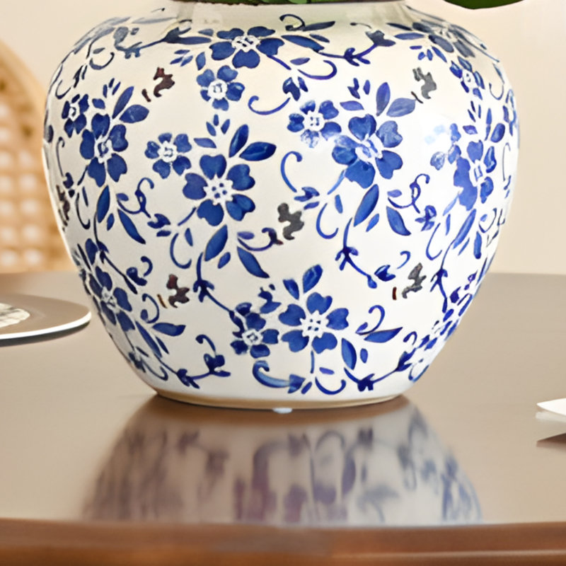 Ornements de fleurs simulées