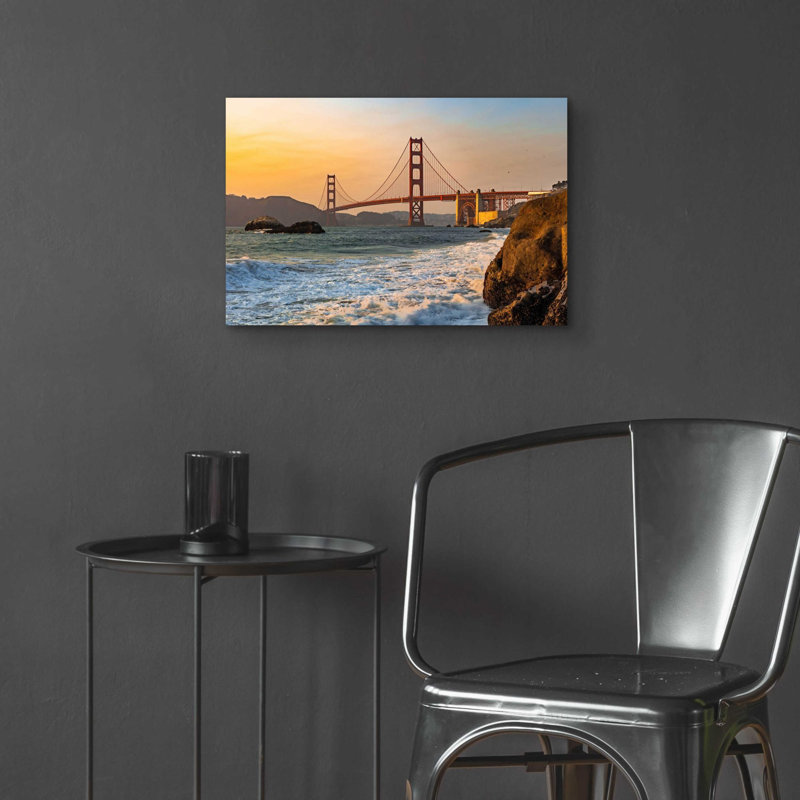 «Golden Gate Bridge Sunset» par Epic Portfolio, art mural en verre acrylique, H 16 po x l 24 po x P 0,2 po