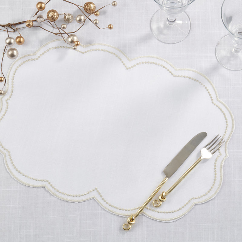 Napperon brodé à pois avec bordure festonnée (ensemble de 4), Blanc / Champagne