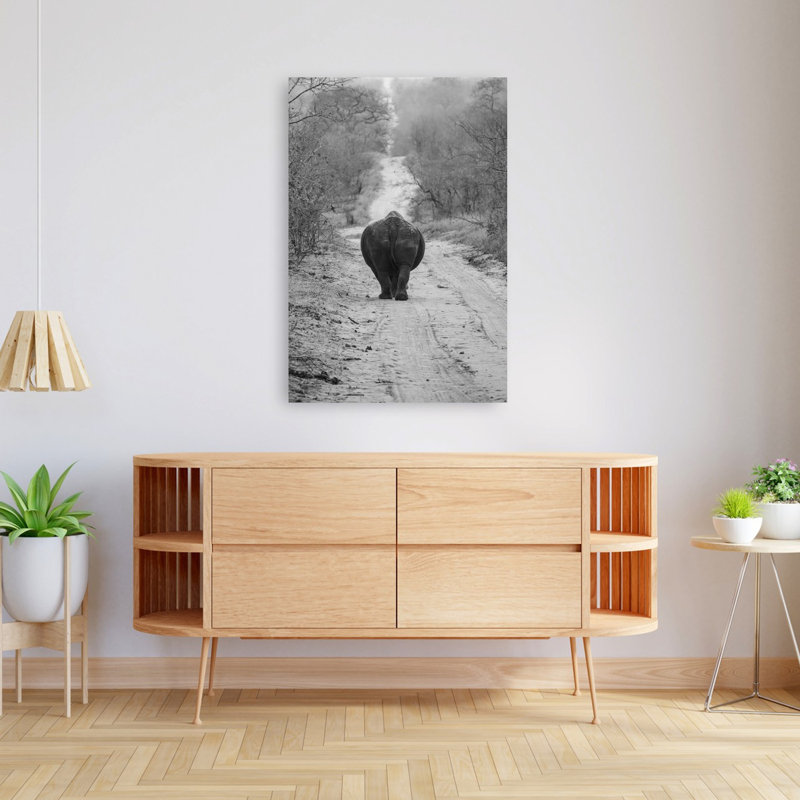 Art africain contemporain, serein et africain, 48" H x 32" W