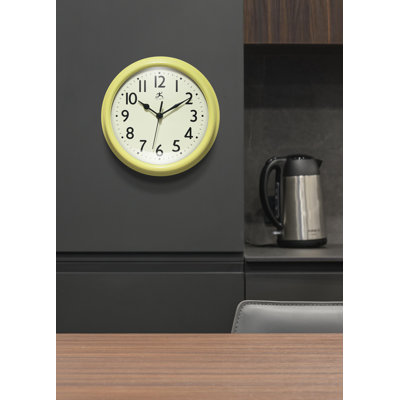 Midcentury/Modern Round Plastic Wall Clock 9.5 Inches