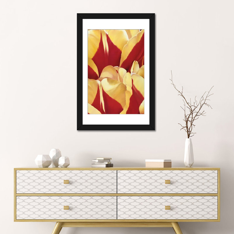 « arti tulip ii », impression sur toile, H 32 po x l 24 po x P 1 po, Papier d'art encadré noir, Blanc