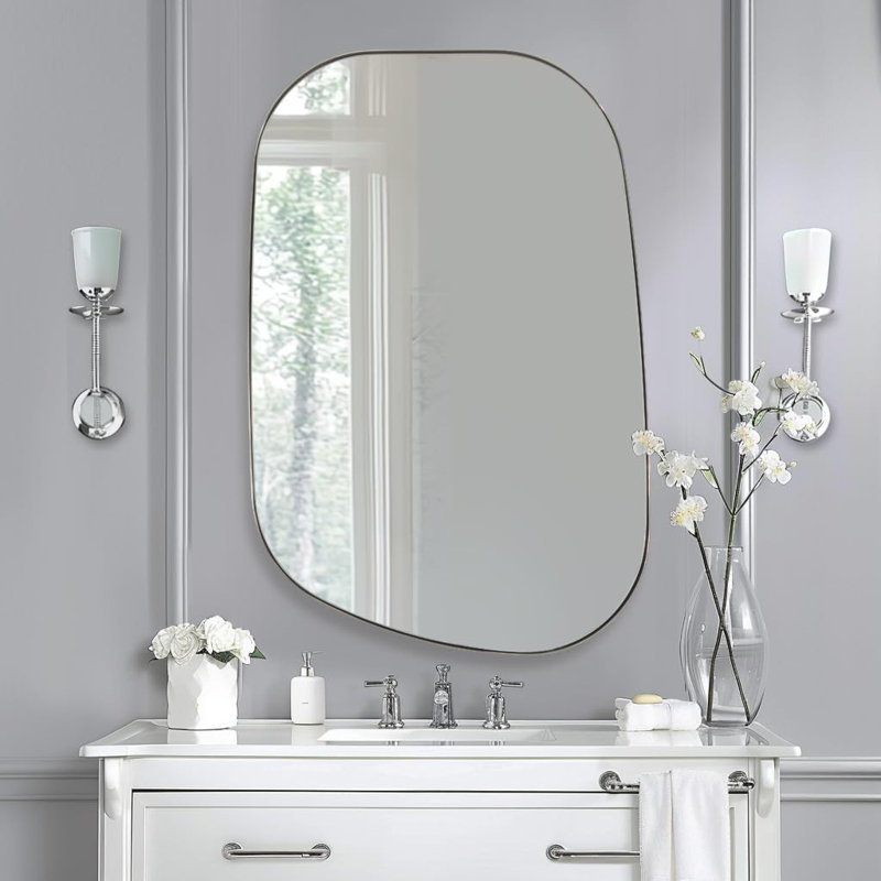 Miroir de salle de bain Huldrik Cadre en acier inoxydable, 32 po x 24 po, Chrome poli