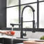 Robinet de cuisine rétractable avec plate-forme